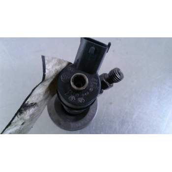 Recambio de inyector para bmw serie 5 berlina (e39) 525d referencia OEM IAM 7785987  