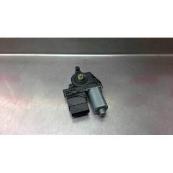 MOTOR ELEVALUNAS TRASERO IZQUIERDO 0130821697 