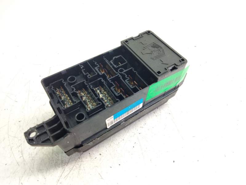 Recambio de caja reles para mini mini (r56) one referencia OEM IAM 924084301  