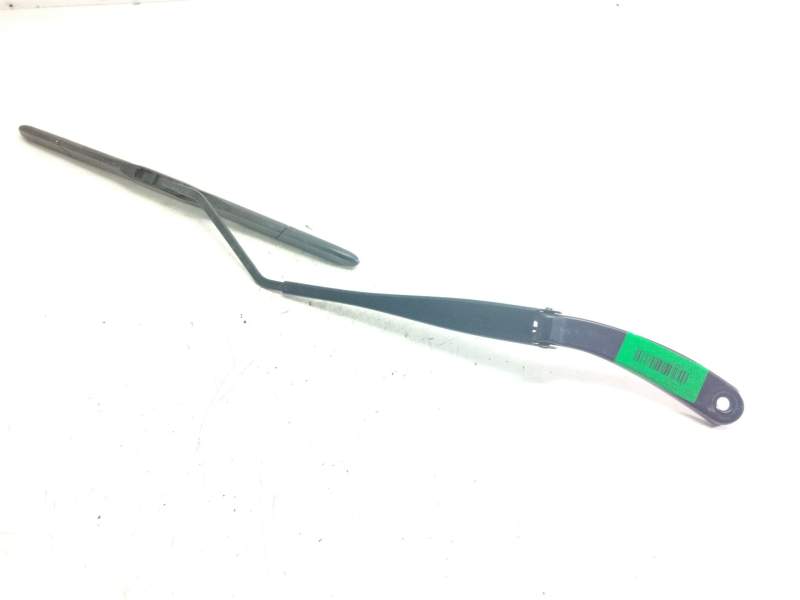 Recambio de brazo limpia delantero derecho para renault arkana e-tech 1.6 hybrid referencia OEM IAM   