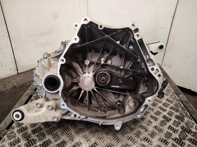 Recambio de caja cambios para mazda cx-5 2.0 cat referencia OEM IAM 8TH0212241  