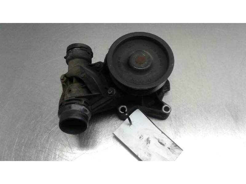 Recambio de bomba agua para bmw x3 (e83) 2.0d referencia OEM IAM 11517790471  