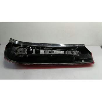 Recambio de piloto trasero izquierdo para ford fiesta (cbk) 1.4 tdci cat referencia OEM IAM 084311953LB  