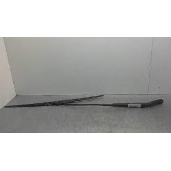 BRAZO LIMPIA DELANTERO DERECHO 