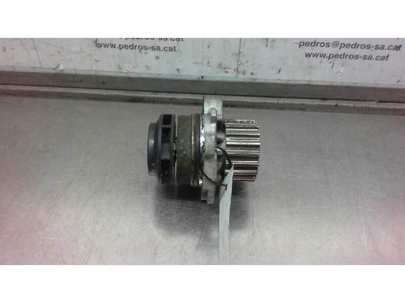 Recambio de bomba agua para seat leon (1m1) sport referencia OEM IAM   