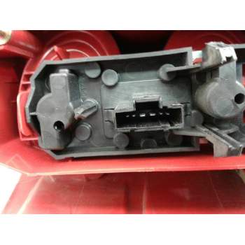 Recambio de piloto trasero izquierdo para peugeot 1007 sport referencia OEM IAM 03044  