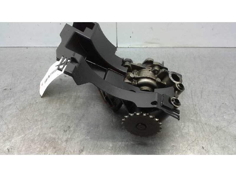 Recambio de bomba aceite para nissan primastar (x..) 2.0 dci diesel referencia OEM IAM 8200345633  