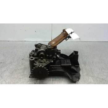 Recambio de bomba aceite para nissan primastar (x..) 2.0 dci diesel referencia OEM IAM 8200345633  