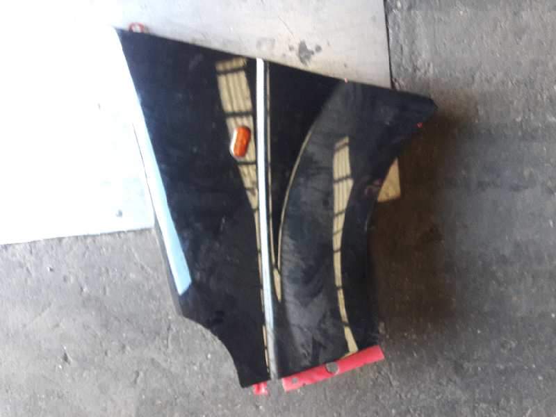 Recambio de aleta delantera izquierda para renault trafic combi (ab 4.01) passenger authentique combi corto referencia OEM IAM 7