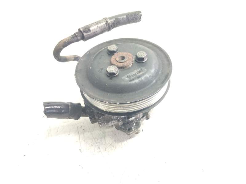 Recambio de bomba direccion para bmw serie 3 berlina (e90) 2.0 16v diesel referencia OEM IAM 67883803  