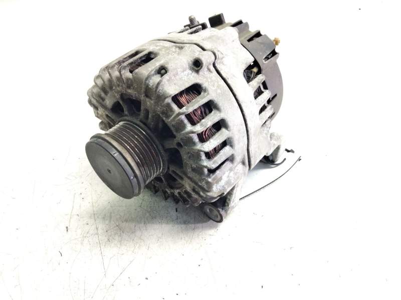 Recambio de alternador para bmw serie 3 lim. (f30) 320d referencia OEM IAM 8578608AI01  
