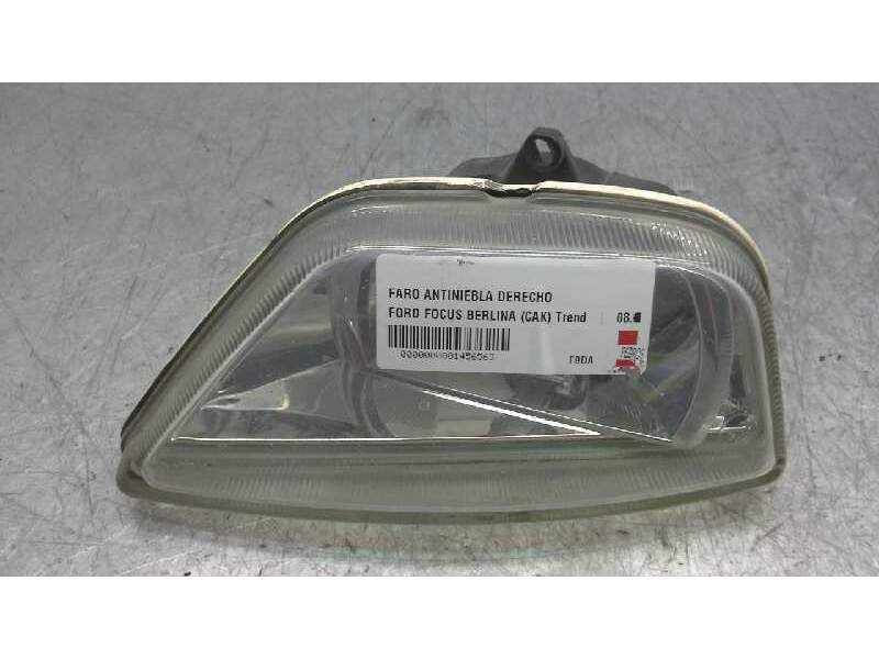 Recambio de faro antiniebla derecho para ford focus berlina (cak) trend referencia OEM IAM 1306252  