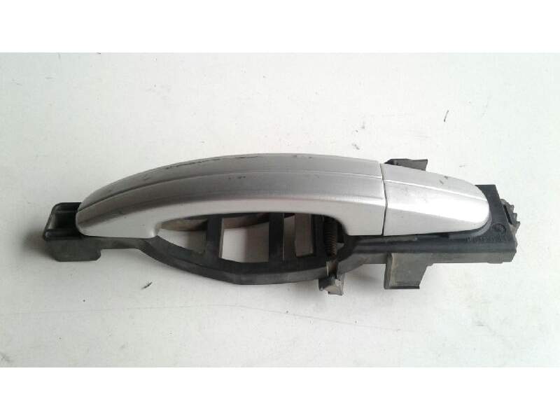 Recambio de maneta exterior delantera izquierda para ford focus turnier (cb4) trend referencia OEM IAM 3M51R22404A  