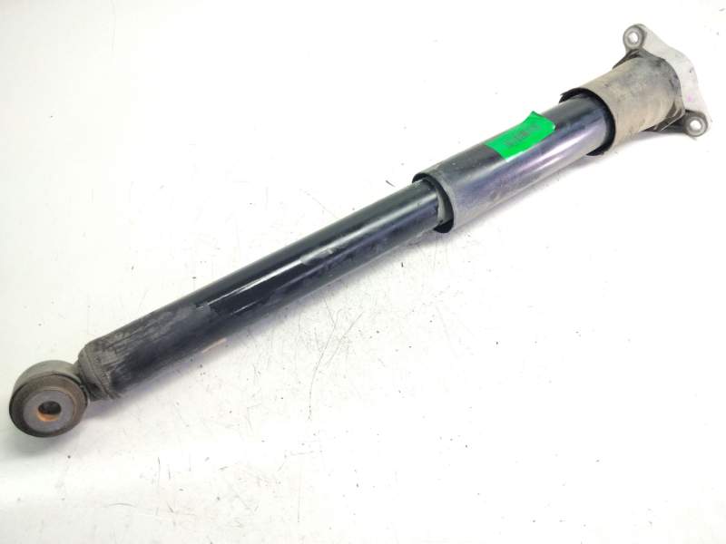Recambio de amortiguador trasero derecho para mazda cx-5 2.0 cat referencia OEM IAM KB8M28700A  