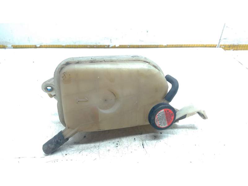 Recambio de deposito expansion para toyota auris station wagon (_e18_) 1.8 hybrid (zwe186_) referencia OEM IAM 164800D030  