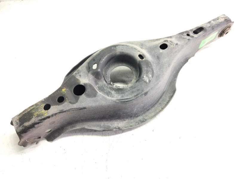 Recambio de brazo suspension inferior trasero izquierdo para mazda cx-5 2.0 cat referencia OEM IAM   