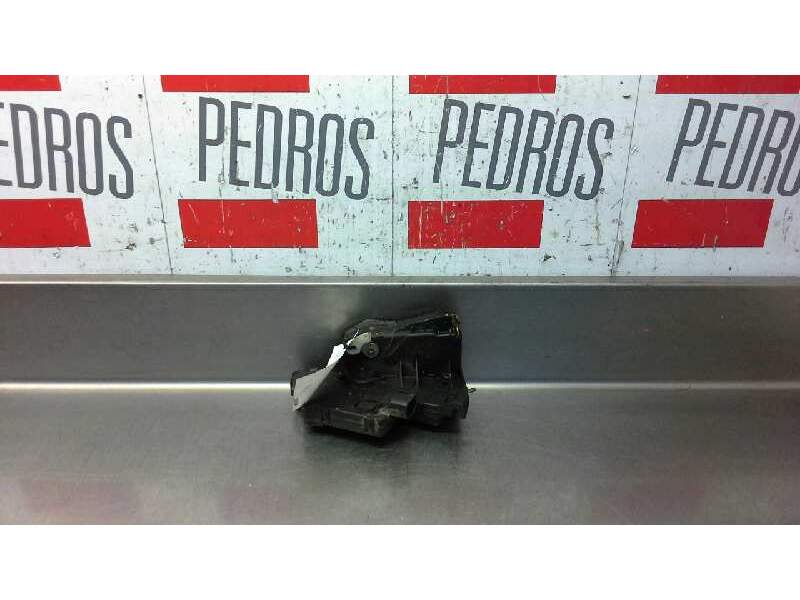 Recambio de cerradura puerta trasera izquierda para bmw serie 3 berlina (e46) 320d referencia OEM IAM   