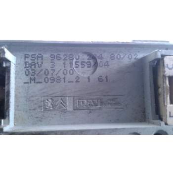 Recambio de caja fusibles para peugeot 206 berlina xr referencia OEM IAM 6547NQ  