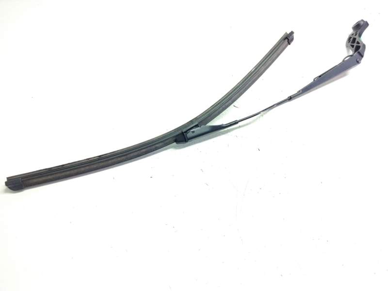 Recambio de brazo limpia delantero izquierdo para ford ecosport titanium referencia OEM IAM   