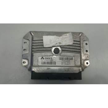 Recambio de centralita motor uce para renault scenic ii authentique referencia OEM IAM 8200509516 8200509552 215854212A