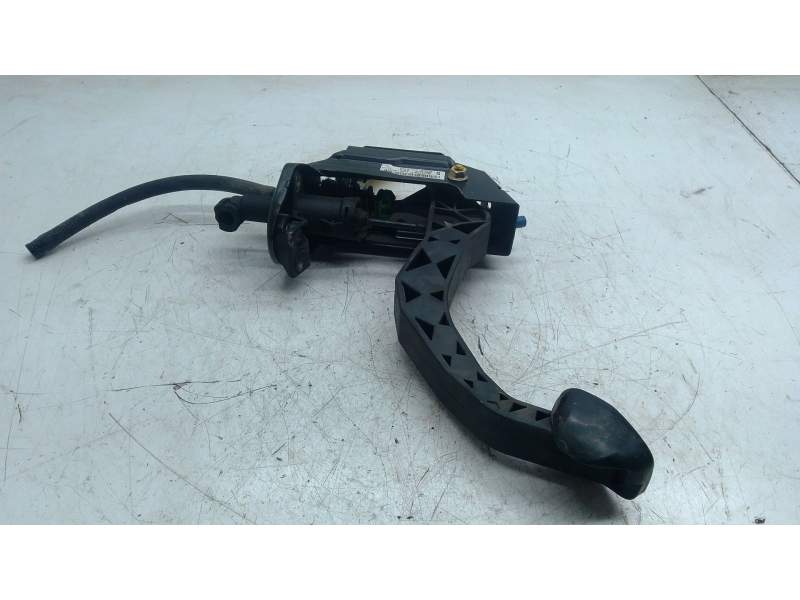 Recambio de pedal embrague para seat ibiza iii (6l1) 1.4 16v referencia OEM IAM 6Q1721059F  