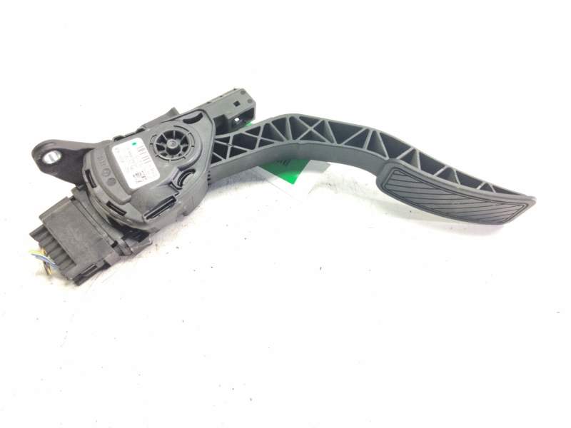 Recambio de pedal acelerador para ford ecosport titanium referencia OEM IAM 8V219F836A3B  