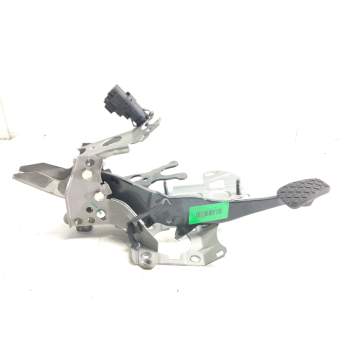 PEDAL EMBRAGUE 8V512450AG 