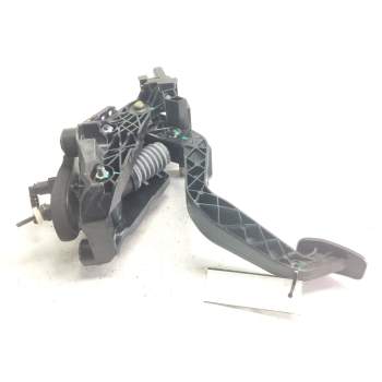 Recambio de pedal freno para ford ecosport titanium referencia OEM IAM CN157B633AC  
