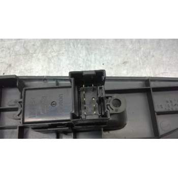 Recambio de mando elevalunas delantero derecho para nissan primera trav. (p12) 1.8 16v cat referencia OEM IAM   