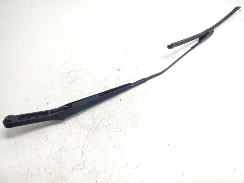 Recambio de brazo limpia delantero derecho para audi a1 (8xk) 1.0 tfsi referencia OEM IAM   