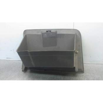 Recambio de guantera para chevrolet spark lt referencia OEM IAM   