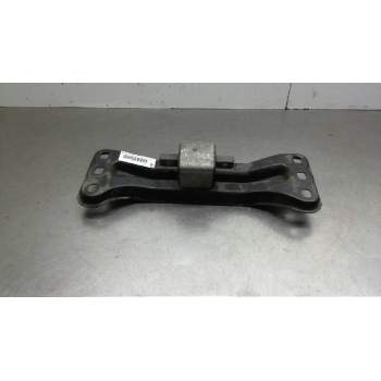 SOPORTE CAJA CAMBIO A2042422601 