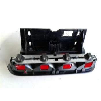 Recambio de piloto trasero central para mercedes-benz clase a (w168) 160 (168.033) referencia OEM IAM 1688200056  