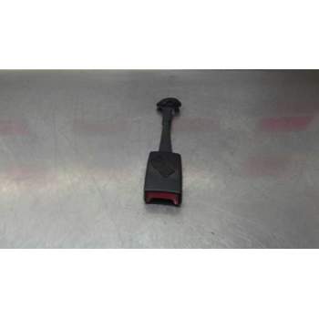 Recambio de enganche delantero izquierdo para audi a4 avant (8e) 2.5 tdi (114kw) referencia OEM IAM   