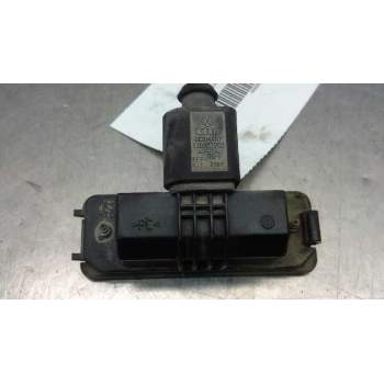 Recambio de piloto matricula para volkswagen polo (9n1) trendline referencia OEM IAM 1J6943021  
