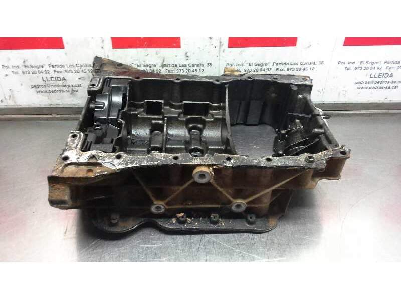 Recambio de carter para renault trafic caja cerrada dci cat referencia OEM IAM M94780  