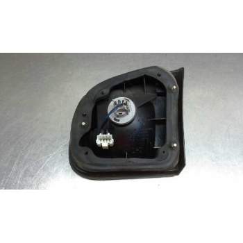 Recambio de piloto trasero izquierdo para daewoo lanos se referencia OEM IAM 415899L 96275897 