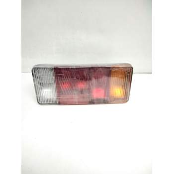 Recambio de piloto trasero derecho para iveco daily caja cerrada (1989 =>) referencia OEM IAM 0352000D 24 VOLTIOS 38922