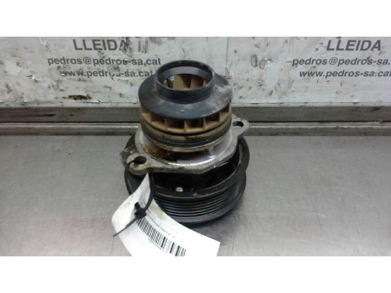 Recambio de bomba agua para renault koleos 2.0 dci diesel fap cat referencia OEM IAM M9R 832  4X4