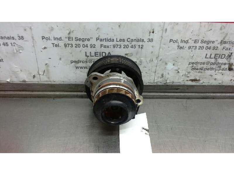 Recambio de bomba agua para renault koleos 2.0 dci diesel fap cat referencia OEM IAM M0R 832  4X4