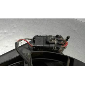 Recambio de electroventilador para opel astra h berlina cosmo referencia OEM IAM 0130303304  