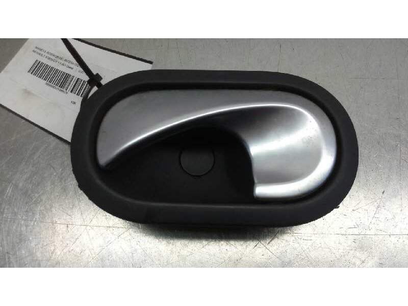 Recambio de maneta interior delantera izquierda para renault scenic ii 1.5 dci diesel referencia OEM IAM   