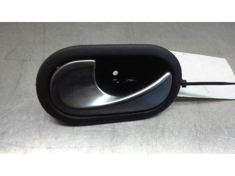 Recambio de maneta interior trasera izquierda para renault scenic ii 1.5 dci diesel referencia OEM IAM   