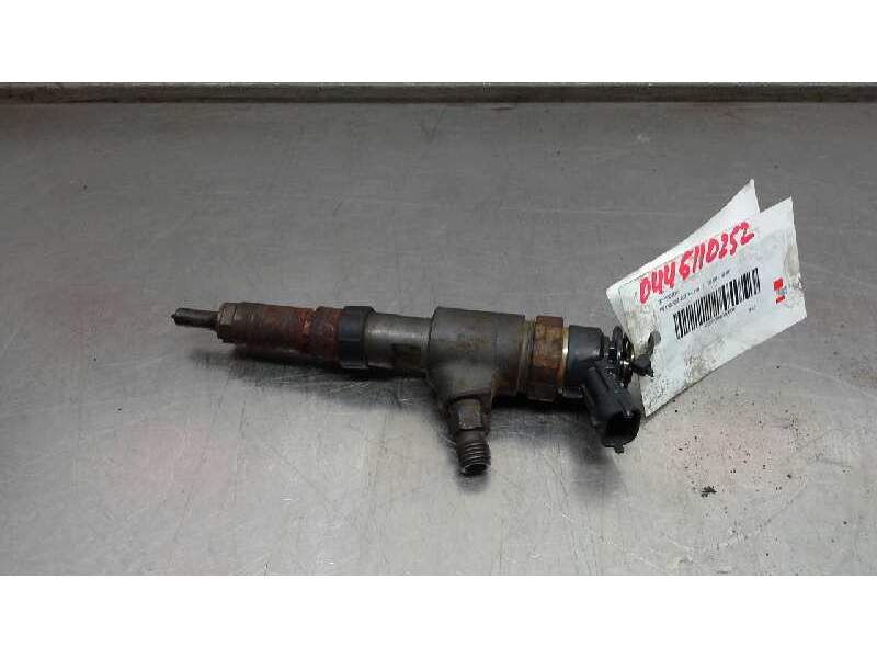 Recambio de inyector para peugeot 207 x-line referencia OEM IAM 0445110252  