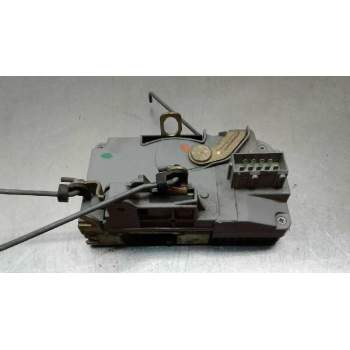Recambio de cerradura puerta delantera derecha para peugeot 206 berlina xr referencia OEM IAM 9136J1  