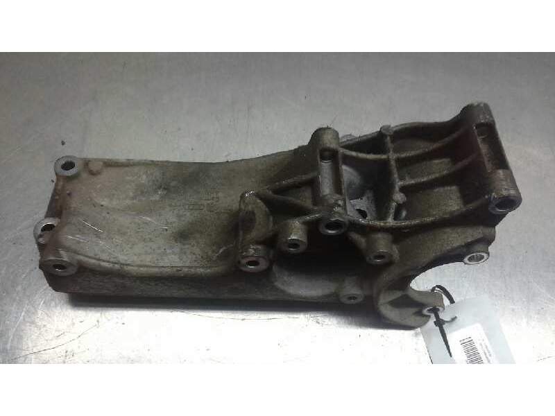 Recambio de soporte alternador para seat ibiza (6k1) 1.4 referencia OEM IAM 032146189R  