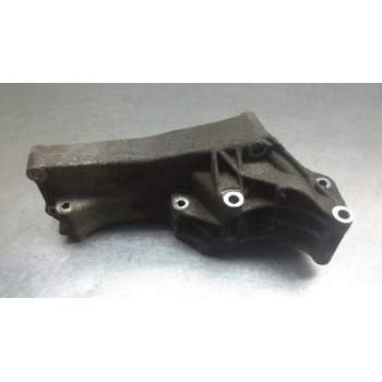 Recambio de soporte alternador para seat ibiza (6k1) 1.4 referencia OEM IAM 032146189R  