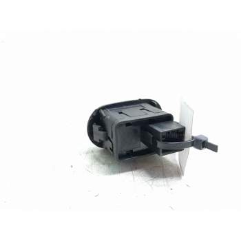 Recambio de mando elevalunas delantero izquierdo para citroën c3 1.1 referencia OEM IAM 96401469XT  
