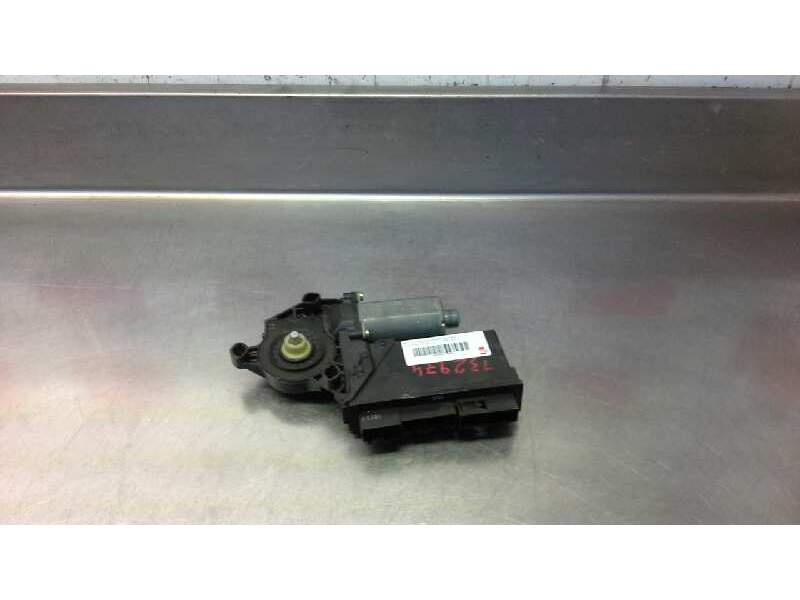 Recambio de motor elevalunas trasero izquierdo para audi a4 berlina (8e) 1.8 t referencia OEM IAM 8E0959801E  
