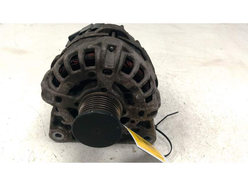 Recambio de alternador para dacia dokker monospace (ke_) 1.6 referencia OEM IAM 231001568R  